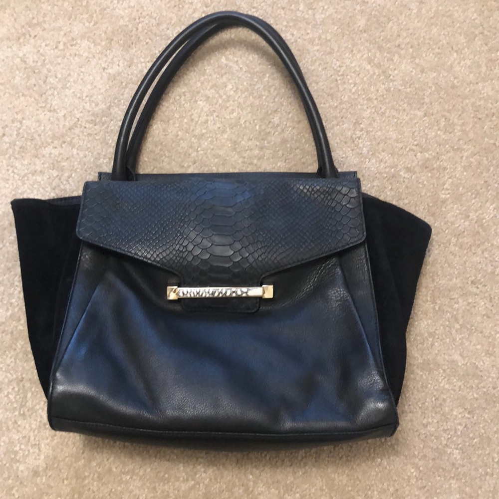 Vince Camuto genuine leather tote bag‼️‼️‼️